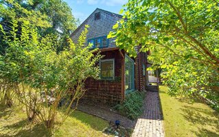 3058 Noyack Rd, Sag Harbor, NY 11963