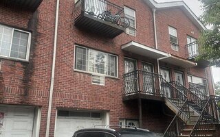 306 E 29th St #3RD FLOOR, Brooklyn, NY 11226