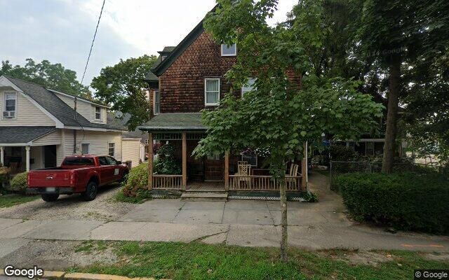 306 East Ave, Riverhead, NY 11901