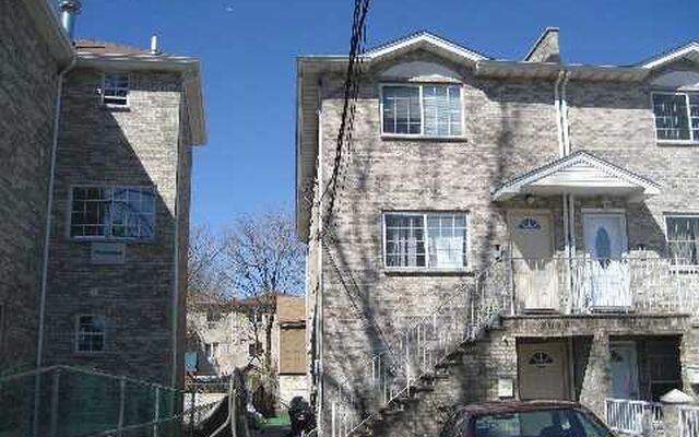 3085 Wissman Ave, Bronx, NY 10465