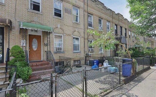 31-45 47th St, Astoria, NY 11103 (Porch)
