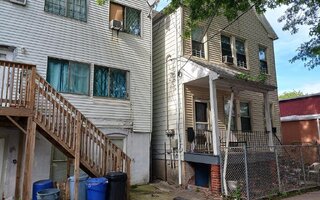 31 Hudson St, Staten Island, NY 10304