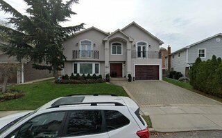 31 Sherwood Ln, Cedarhurst, NY 11516