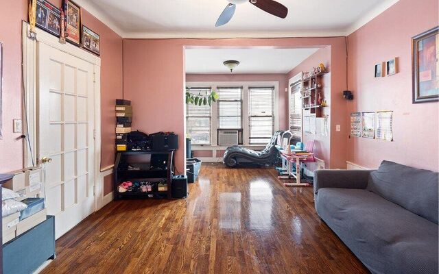 3113 Clarendon Rd, Brooklyn, NY 11226 (Living Room)