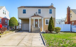 312 Norfeld Blvd, Elmont, NY 11003