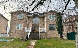 3142 Shore Rd, Bellmore, NY 11710