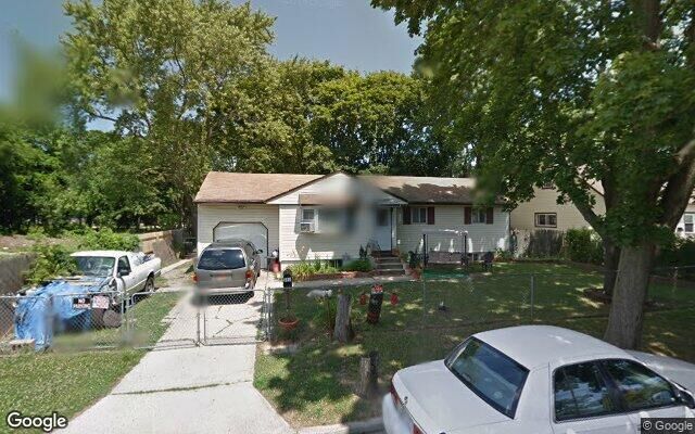 315 Clift St, Central Islip, NY 11722
