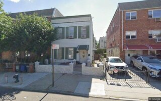 32-13 45th St, Astoria, NY 11103
