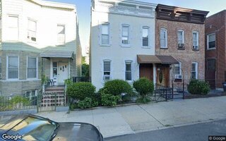 32-32 35th St, Astoria, NY 11106