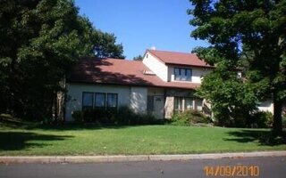 32 Annandale Rd, Commack, NY 11725