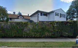 32 Bennett Ave, Hempstead, NY 11550