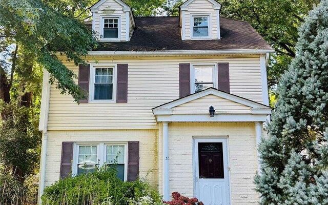 32 Berkshire Rd, Great Neck, NY 11023 (House View)