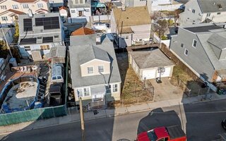 32 Dictum Ct, Brooklyn, NY 11229