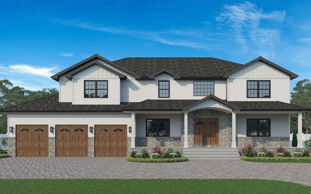 32 Pine Rd, Syosset, NY 11791