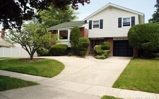 3201 Grand Blvd, Baldwin, NY 11510