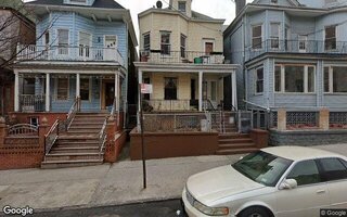 322 E 198th St, Bronx, NY 10458