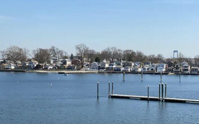 3226 Schley Ave, Bronx, NY 10465 (Water View)
