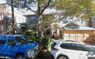 323 E 49th St, Brooklyn, NY 11203