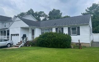 325 Stewart Ave, Bethpage, NY 11714