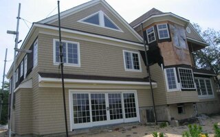 327 Bay Dr, Massapequa, NY 11758