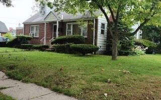 329 Midwood St, Uniondale, NY 11553