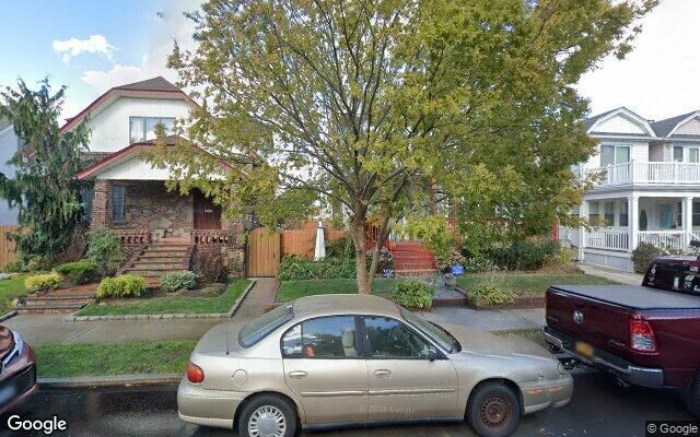 329 W Walnut St, Long Beach, NY 11561