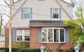 3298 Agar Pl, Bronx, NY 10465