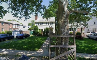 33-11 Utopia Pkwy, Flushing, NY 11358