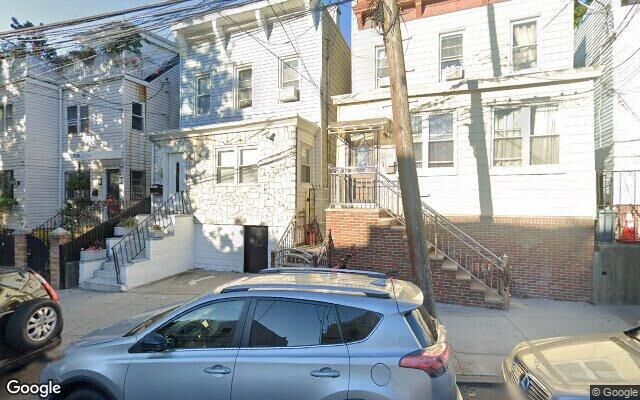 33-22 109th St, Corona, NY 11368