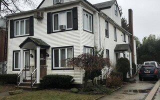 33-32 147th St, Flushing, NY 11354