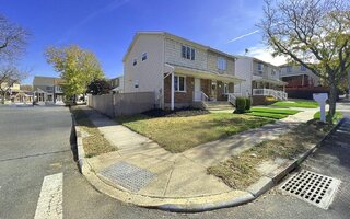 33 Loring Ave, Staten Island, NY 10312