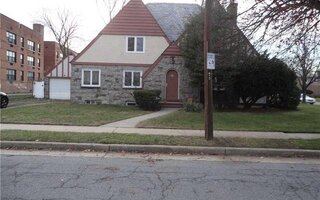 33 Manor Ave, Hempstead, NY 11550