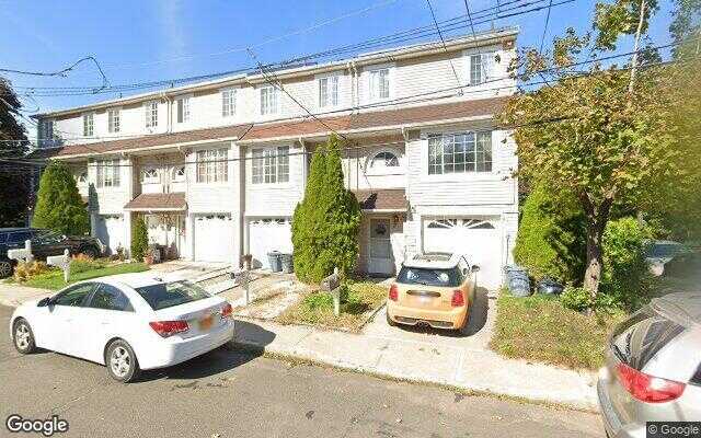 33 Matthew Pl, Staten Island, NY 10303