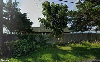 336 E Montauk Hwy, Hampton Bays, NY 11946