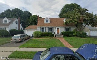 337 N Boston Ave, Massapequa, NY 11758