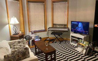 34-32 32nd St, Astoria, NY 11106
