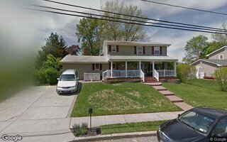 34 Harvey Ln, Ronkonkoma, NY 11779