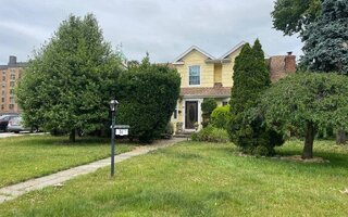 34 Ingraham Ln, Hempstead, NY 11550