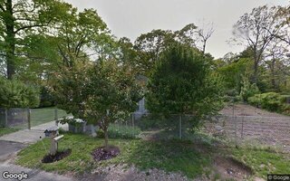 34 Midland Ave, Mastic, NY 11950