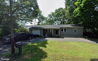 34 Pinetop Dr, Shirley, NY 11967
