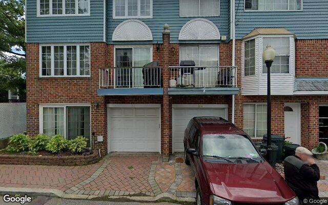 34 Teri Ct, Staten Island, NY 10314