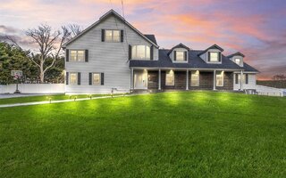 345 Durkee Ln, East Patchogue, NY 11772