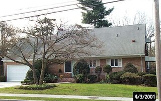 345 W Seaman Ave, Freeport, NY 11520