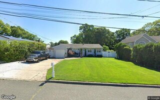 35 13th Ave, Ronkonkoma, NY 11779