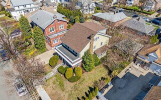 35-71 162nd St, Flushing, NY 11358