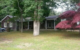 35 Bay Rd, Brookhaven, NY 11719
