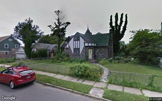 35 Carol Ct, Lynbrook, NY 11563