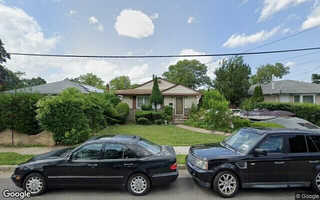 35 Lawrence Rd, Hempstead, NY 11550