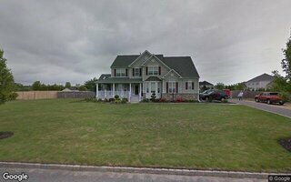 35 Maidstone Ln, Wading River, NY 11792