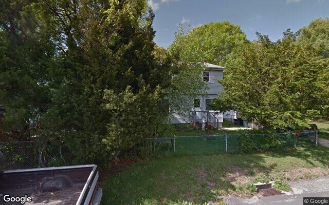 35 Ralph St, Holbrook, NY 11741